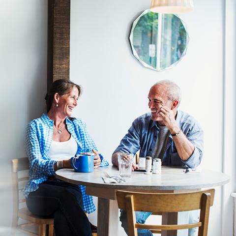 Cafe couple